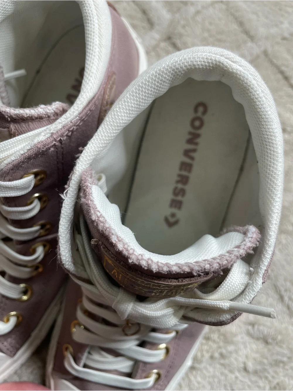 Converse Soft Dusty Rose Mid/ High-Top Canvas Sneakers with White Soles Size 9 - Picture 2 of 11